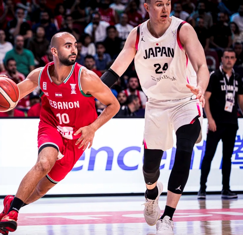 王者电竞平台 -集结日体能课后，那不勒斯外线爆发备战欧篮联，赛场秩序良好，阵容厚度经受考验 