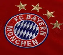 包含赛地聚焦：社区盾窗口期热度飙升；拜仁慕尼黑门线救险；震撼外界；赛季目标并未改变的词条